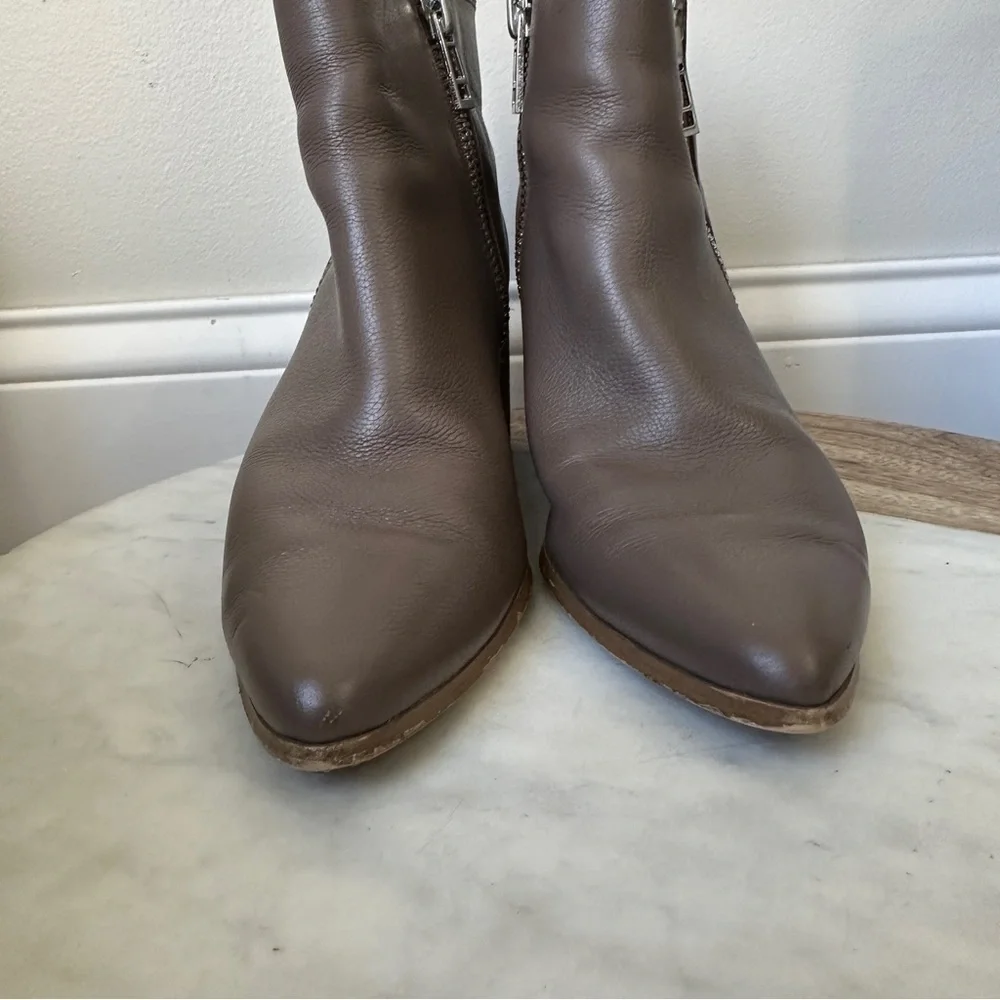 Charles David pebbled leather boots Brown Gray block Heel shoes size 7.5